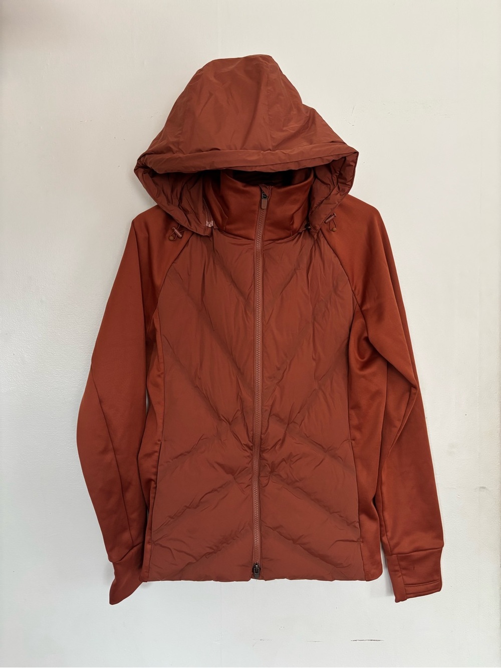 Athleta Inlet Rust Orange Puffer - Picture 2 of 11